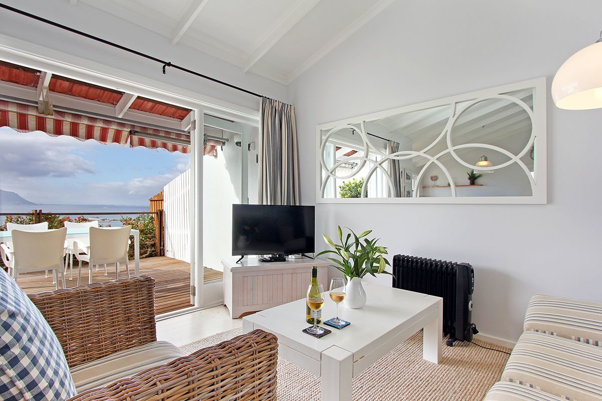 8 Compass Steps Simonstown