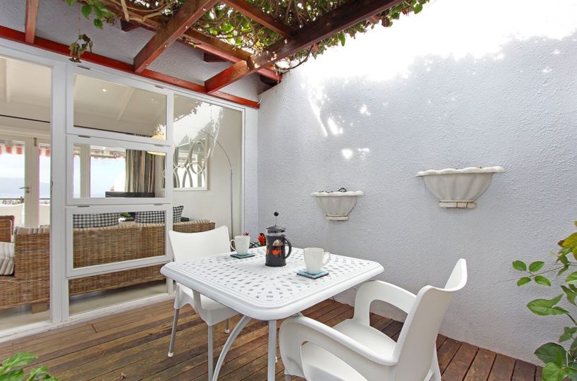 8 Compass Steps Simonstown