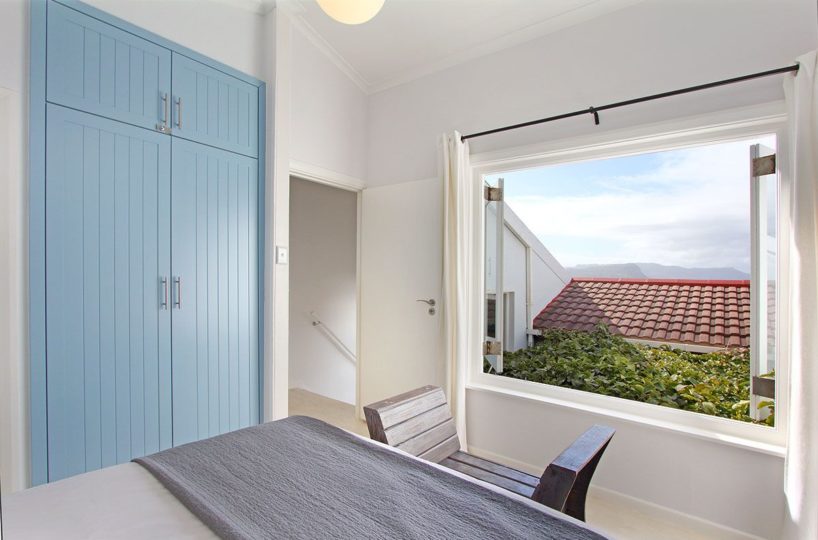 8 Compass Steps Simonstown