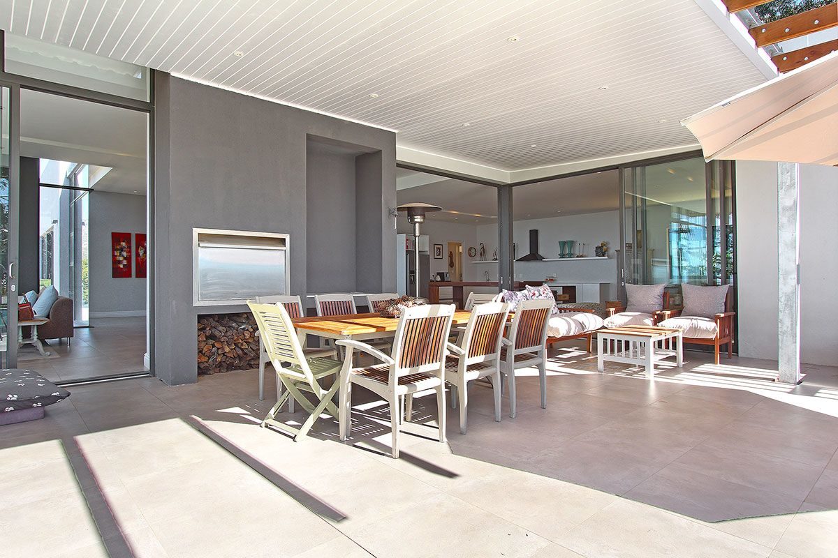 Constantia Modern 5 Bedroom Self Catering Villa