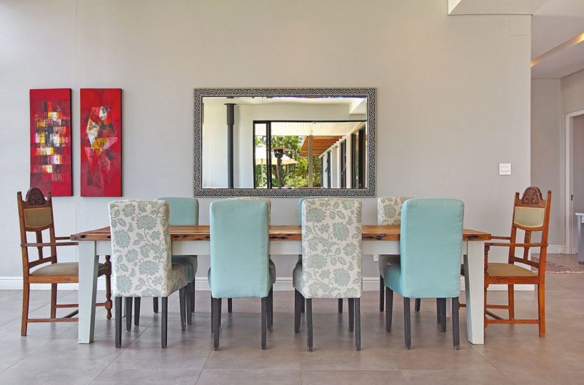 Constantia Modern 5 Bedroom Self Catering Villa