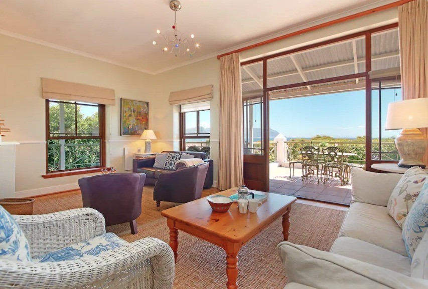 3-bedroom-holiday-house-simonstown-guy-road